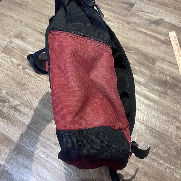 LL Bean Messenger Bag Nylon Burgundy Carryon Zipper Expandable Travel Laptop - Picture 16 of 16